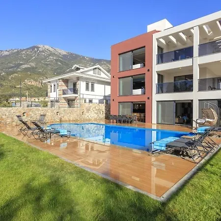 Βίλα Private Luxury With Large Pool, Jacuzzi And Barbecue In Oeluedeniz Φετιγιέ
