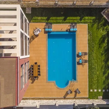 Villa Private Luxury With Large Pool, Jacuzzi And Barbecue In Oeluedeniz Fethiye